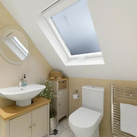 2 Bed In Oc-lr215 度假居 *